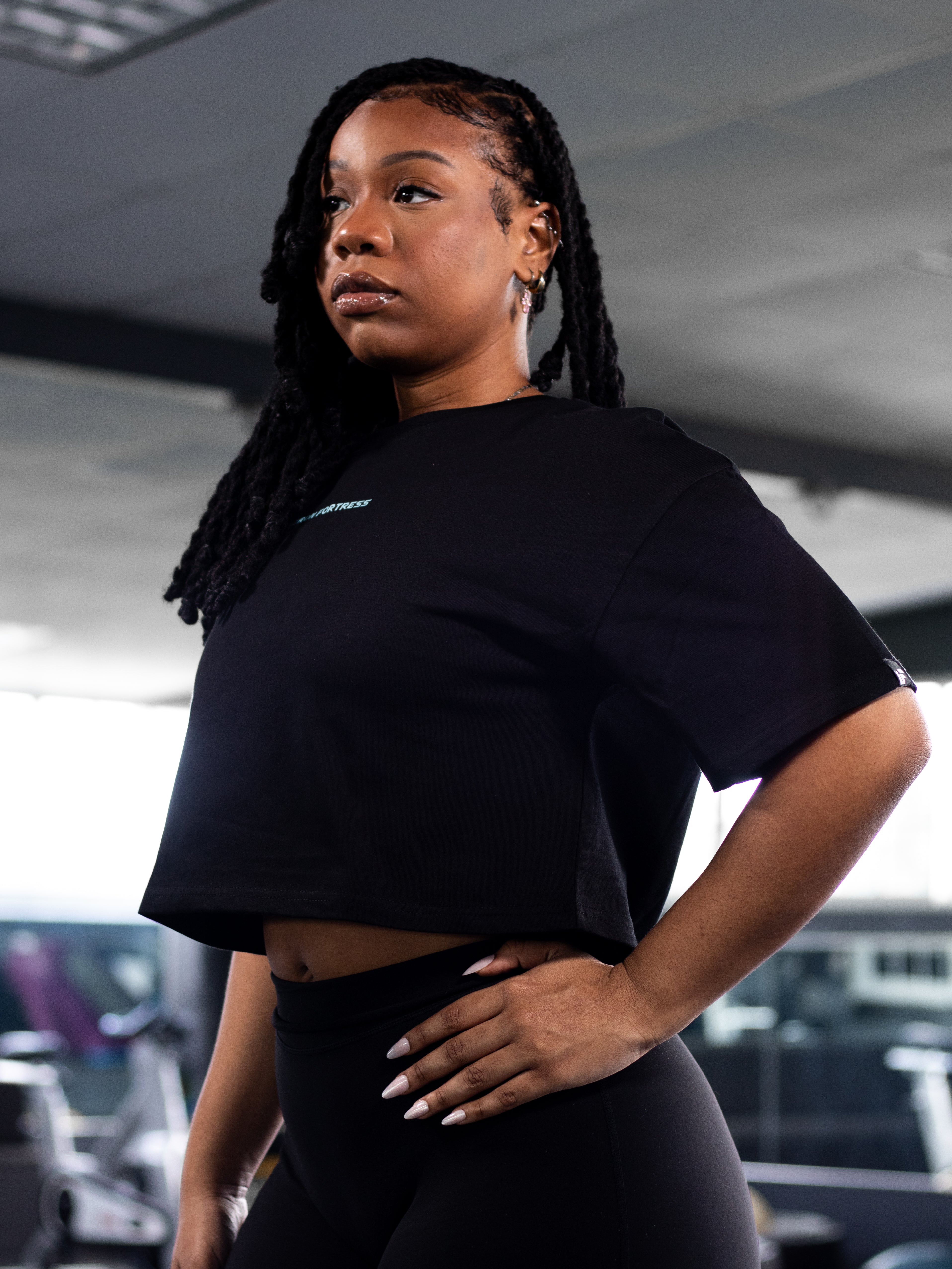 ESCAPE Women’s Oversized Crop