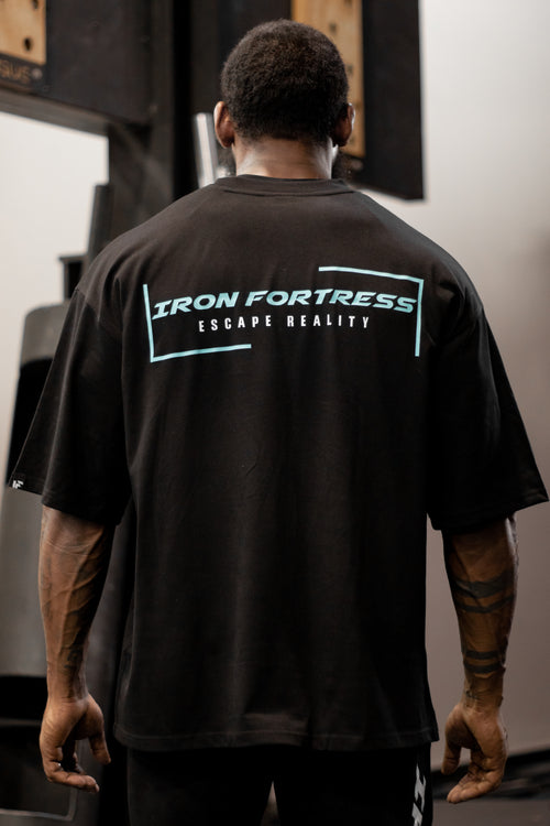 ESCAPE Oversized T-Shirt + Shorts